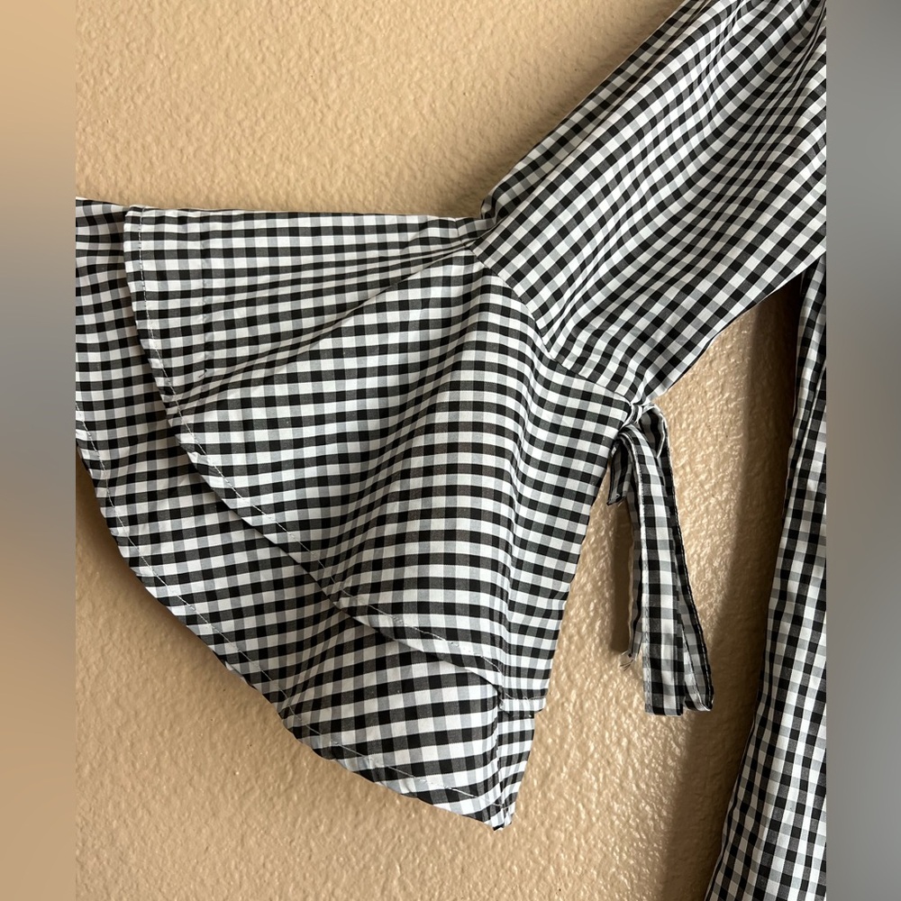 StyleHouse Gingham Off-the-Shoulder Flare Tier Bell Sleeves Short Dress - Picture 2 of 12